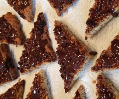 Low Carb Mandel-Zimt-Nussecken