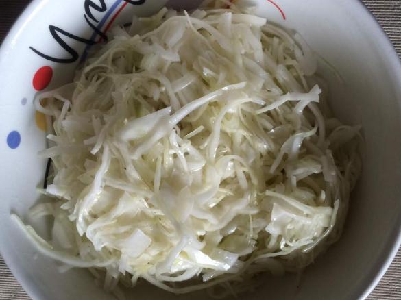 Weißkrautsalat, eingelegt