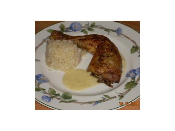 Hähnchenkeulen mit Chinakohl und Reis