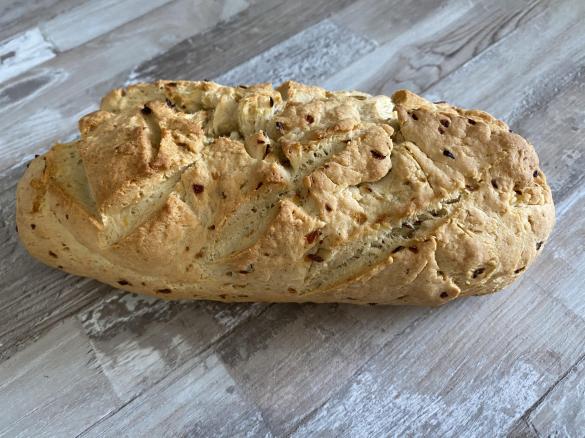 Schnelles Zwiebelbrot ohne Hefe