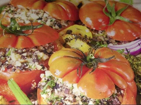 Gefüllte Ochsenherztomaten vegan