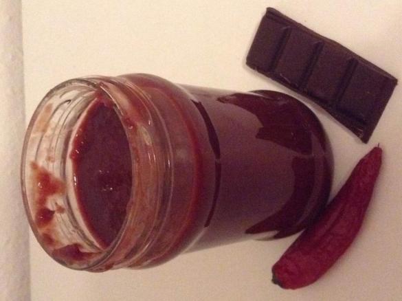 Kirsch-Schoko-Chili-Marmelade