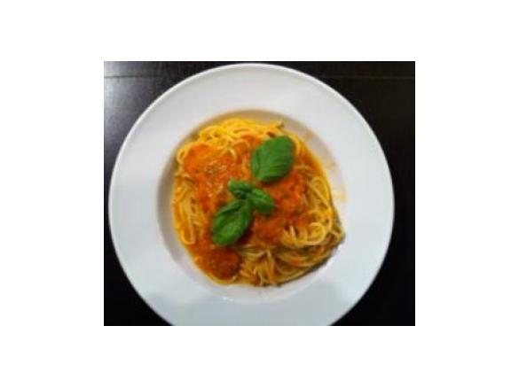 Rohe Tomatensoße .... schmeckt nach Sommer..... :-)