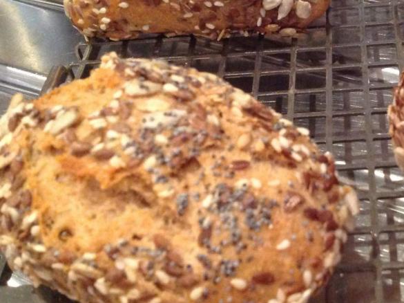 Variation von Brötchen Sattmacherart