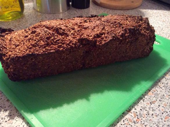 Schnelles Hefe - Körnerbrot