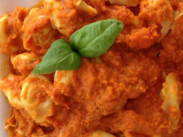 Tomaten-Gemüse-Sauce 