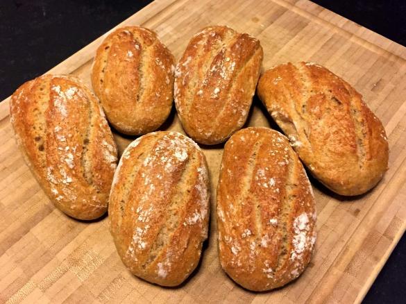 Vollkorn Baguette Brötchen