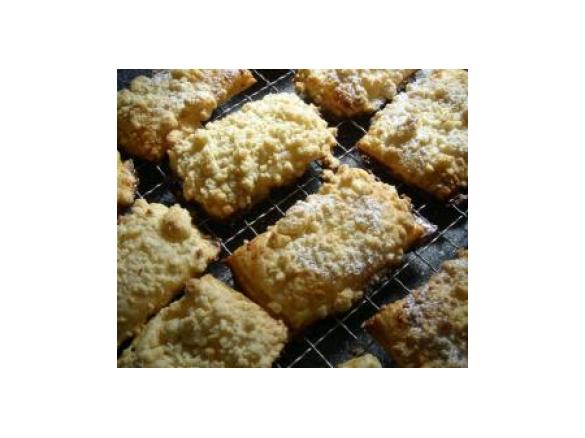Variation von Vanille-Streusel-Kissen (Blätterteig)