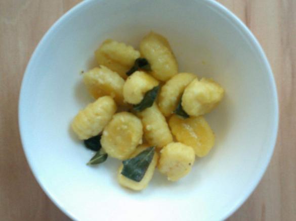 Gnocchi in Salbeisoße