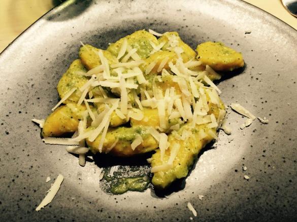 Karottengnocchi mit Zuchinisauce