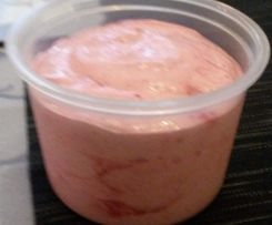 Himbeer Holunderblüten Creme