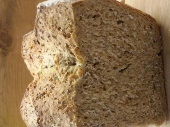 Womi´s Dinkel-Chia Brot