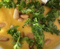 Möhren-Pastinaken-Suppe