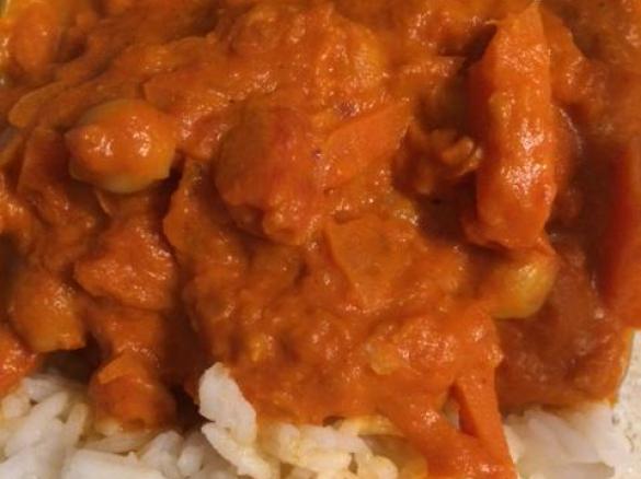 Kichererbsen-Möhren-Kokos-Curry