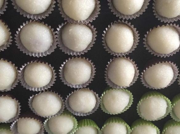 Kokospraline ohne Ei