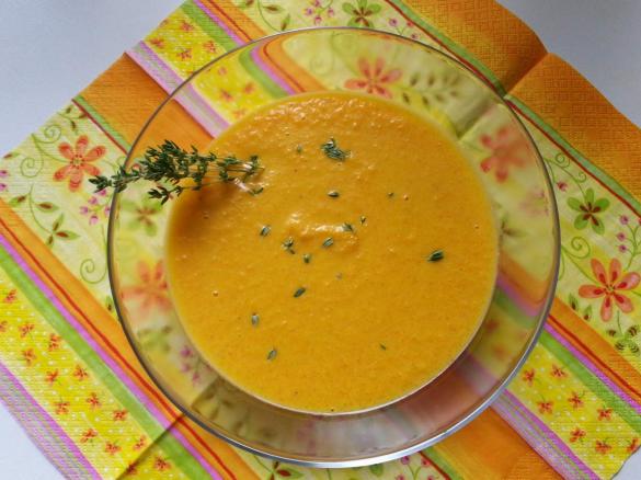 Möhrensüppchen (vollwertig)