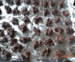 Cranberry-Mandel-Häufchen