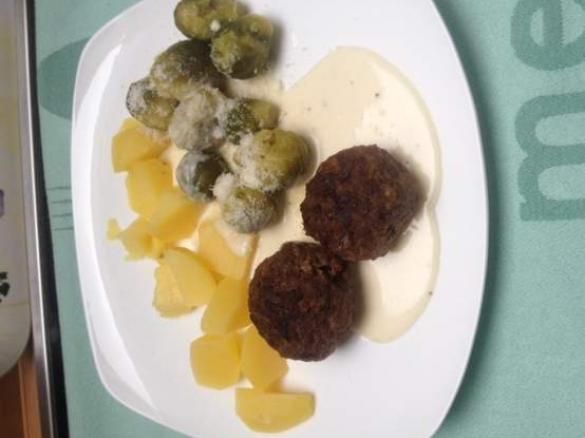 Rosenkohl, Kartoffeln mit Parmesansauce