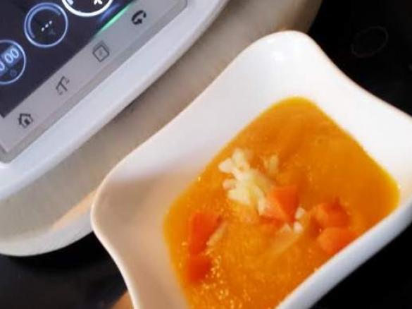 0 Punkte Smartpoints Kohlrabi-Möhrensuppe Weight Watchers (mit veganer Option)