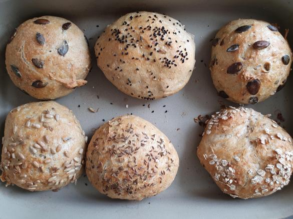 Brötchen bzw. Brot (2 Stk.) à la Goißkepfle /