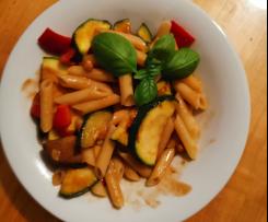 Erdnuss Soße für Pasta (vegan)
