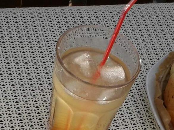 Pfirsich-Eistee-Konzentrat