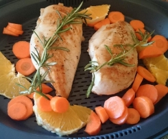 Rosmarin-Hähnchen mit Möhren und Orangen
