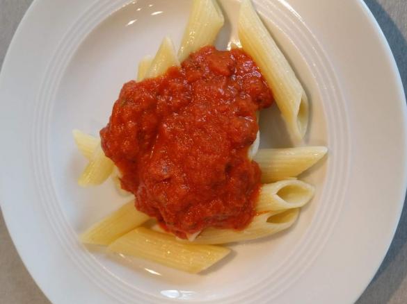 Super schnelle Tomatensauce - Nudelsauce