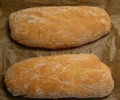 Herzaftes Tomaten-Basilikum-Brot oder Brötchen