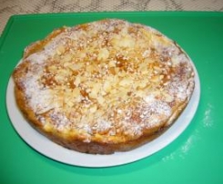 Kleiner feiner Apfelkuchen mit Croissant Frischteig