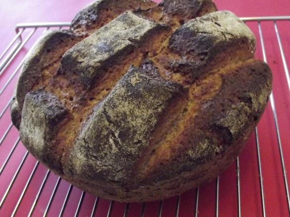 Thusnelda Kruste - Feines Dinkel-Roggen-Vollkorn Brot