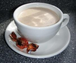 Heiße (cremige) Schokolade - schmeckt auch kalt super