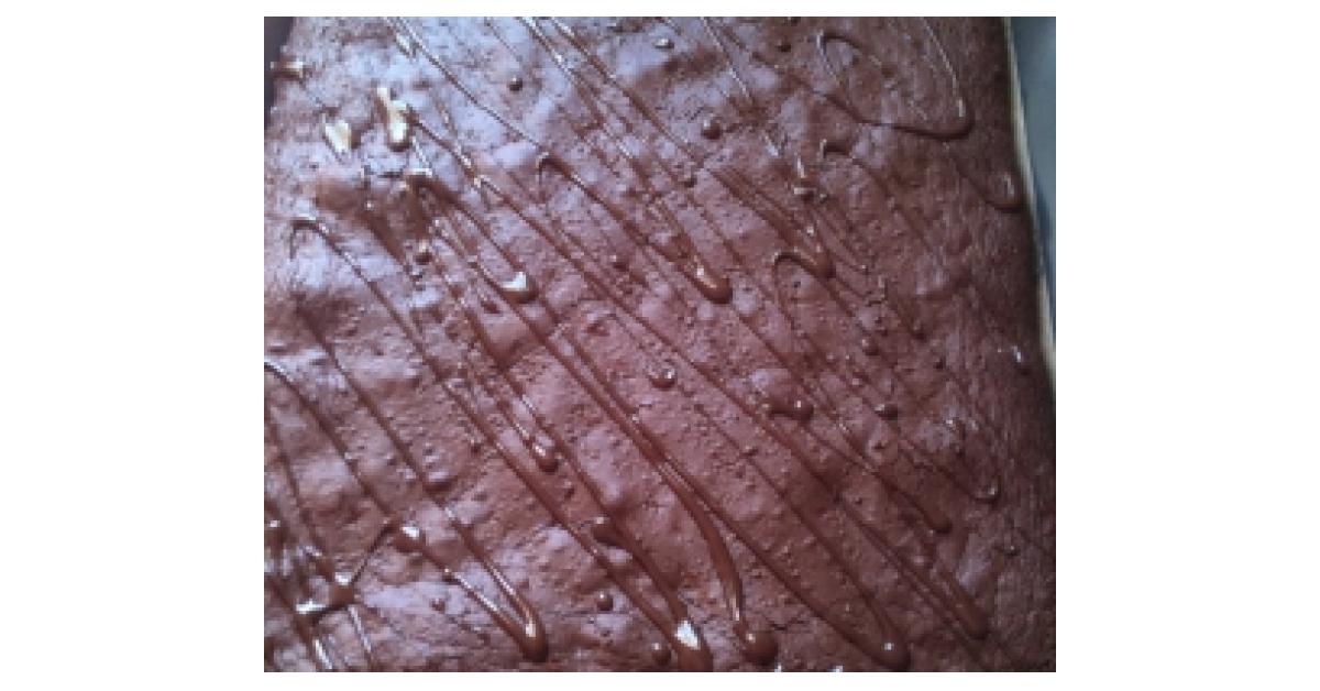 Variation von Schokobrownies vom Blech ohne Butter von Bine1979. Ein ... Variation von Schokobrownies vom Blech ohne Butter von Bine1979. Ein ...