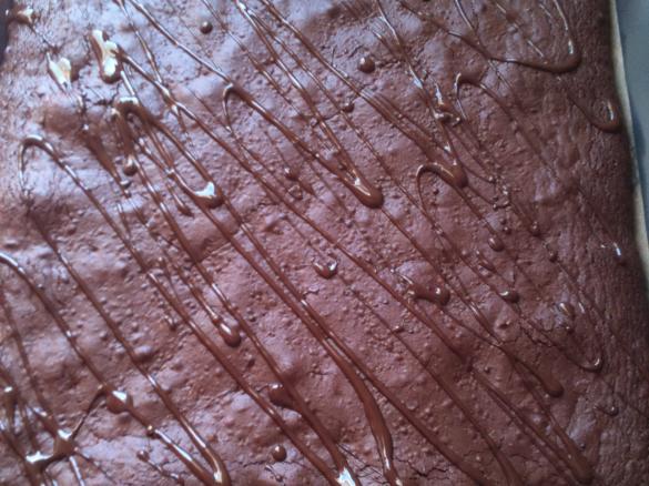 Variation von Schokobrownies vom Blech ohne Butter