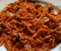 All-In Rahm-Hack-Nudeln a la mamma