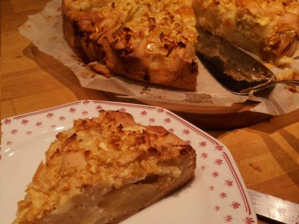 Leckerer und sehr fruchtiger Apfelkuchen
