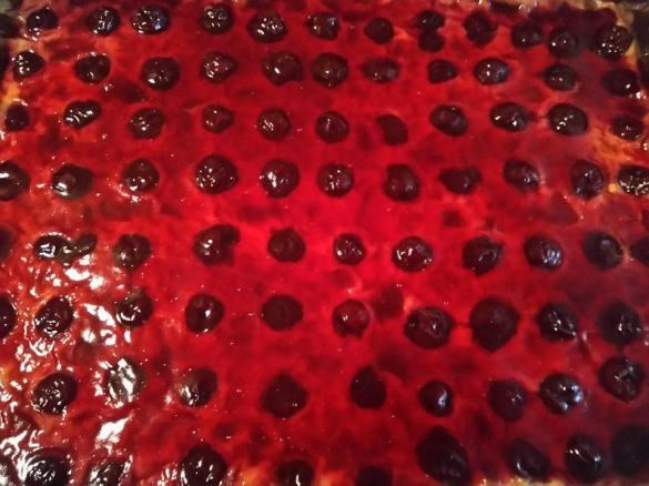 Kirsch-Schmand-Bleckuchen