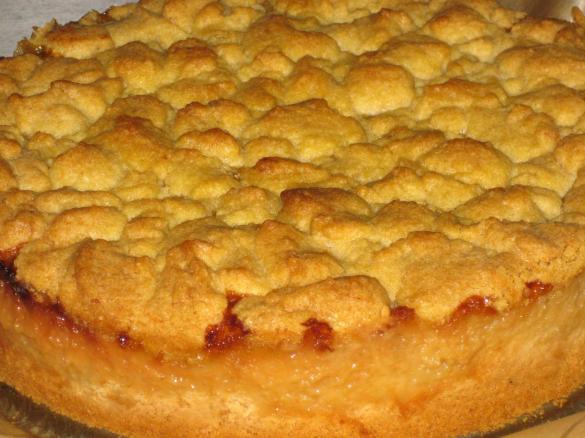 Saftiger Apfelkuchen / Apfeltorte mit Streuseln