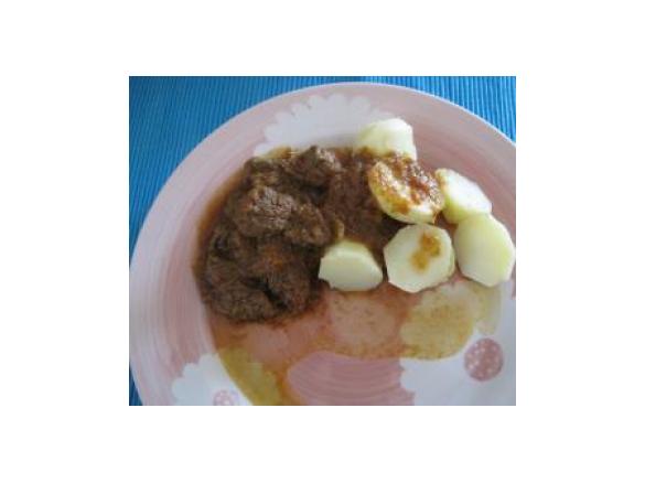 Gulasch (Paprikagulasch)