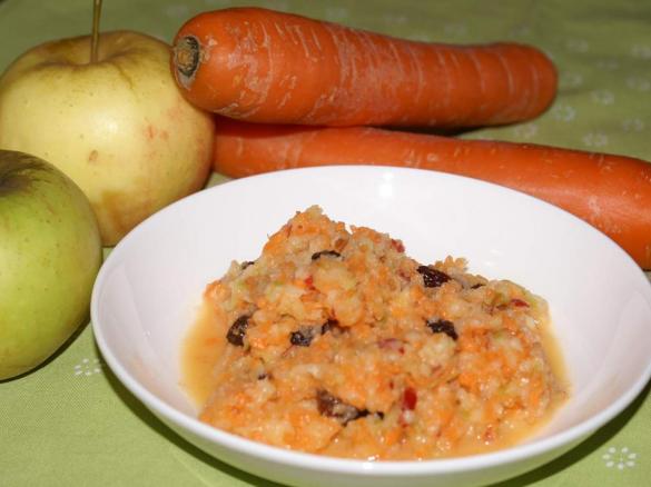 Möhren-Apfel-Rohkost