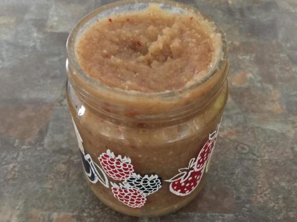 Walnusscreme süß-salzig (gerne auch pikant)