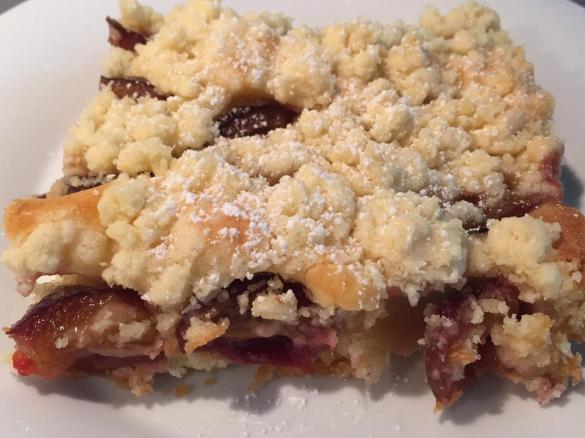 Pflaumenkuchen mit Streuseln - schnell gemacht und lecker!