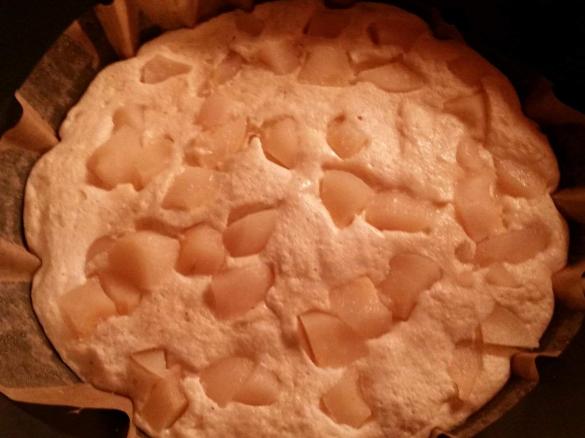 Topfenauflauf mit Kompottbirnen