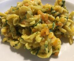 Karotten-Frischkäse-Nudeln