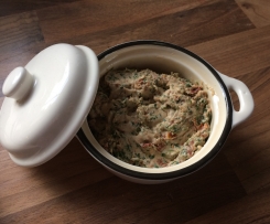 Köstlicher Rucola-Tomaten-Dip