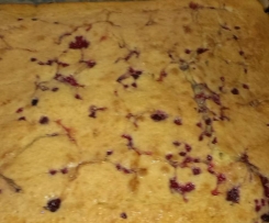 Beeriger Blechkuchen