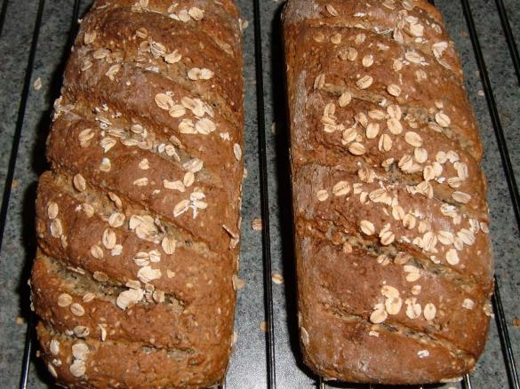saftiges Brot mit Buttermilch und Soja