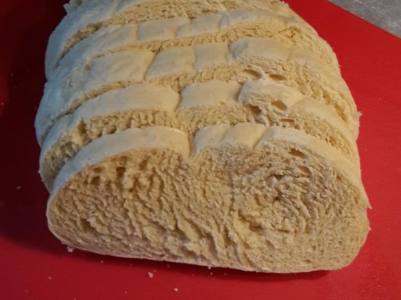 Böhmische Knödel (mit Tomatensoße)