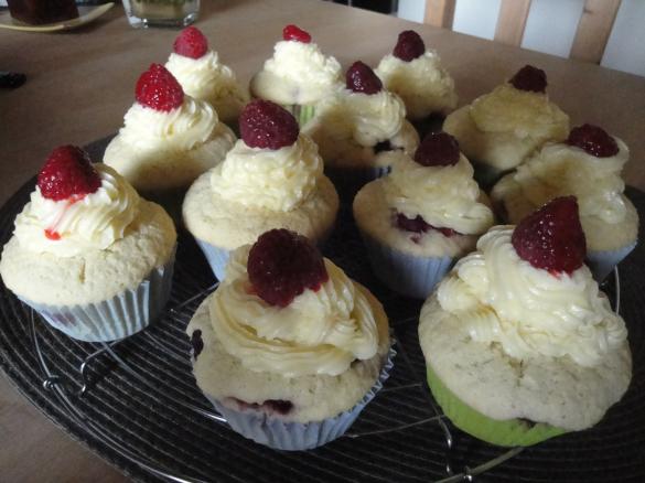 Himbeer-Kokos-Cupcakes