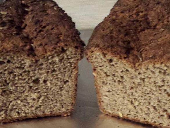 Dinkel-Chia-Brot